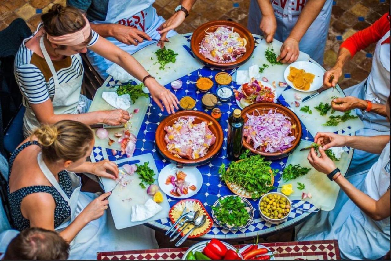 Casa Medina Marrakech Hostel มาร์ราเกช ภายนอก รูปภาพ