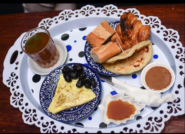 Casa Medina Marrakech Hostel มาร์ราเกช ภายนอก รูปภาพ