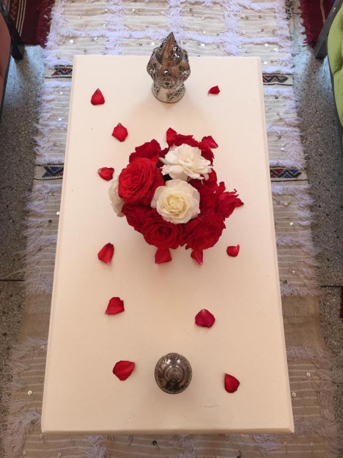 Casa Medina Marrakech Hostel มาร์ราเกช ภายนอก รูปภาพ