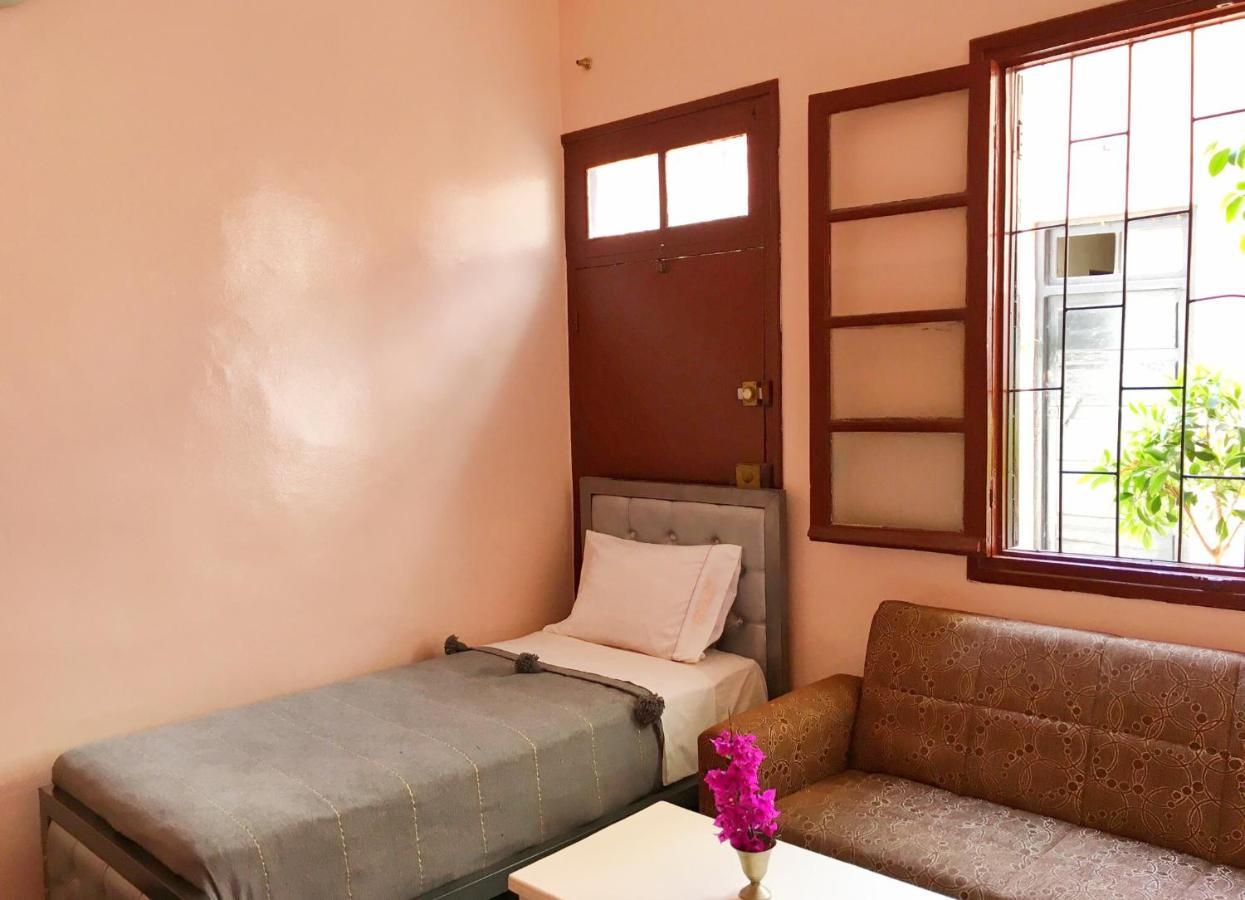 Casa Medina Marrakech Hostel มาร์ราเกช ภายนอก รูปภาพ