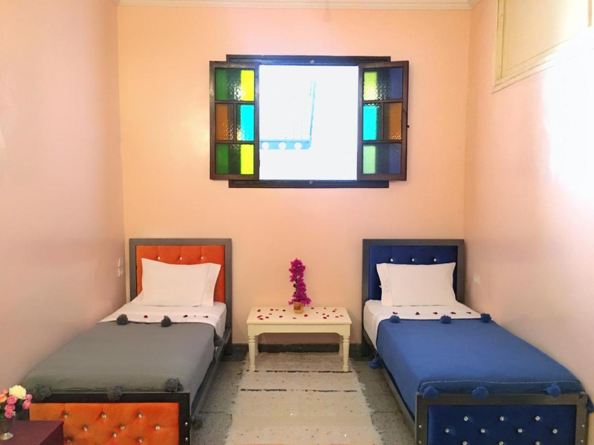 Casa Medina Marrakech Hostel มาร์ราเกช ภายนอก รูปภาพ